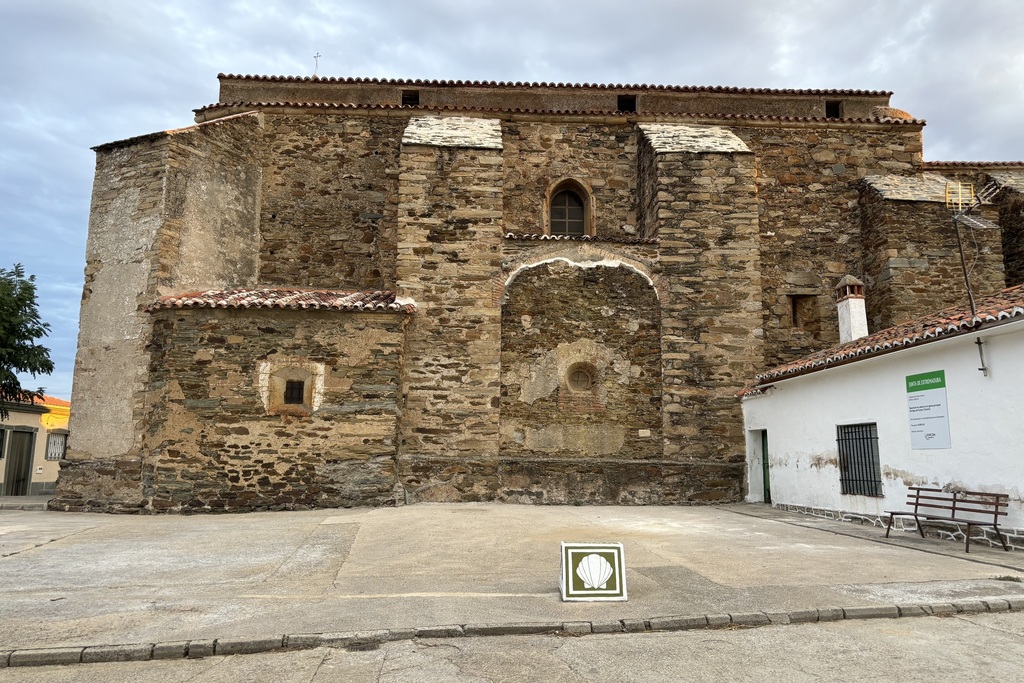 La Junta finaliza las obras de restauración de la cubierta de la iglesia de Santiago Apóstol en Santiago del Campo