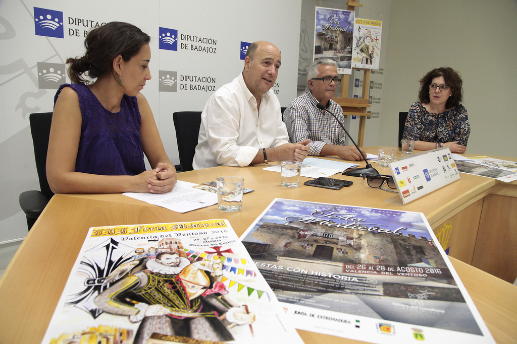 Valencia del Ventoso reivindica su patrimonio monumental y cultural en su III Feria Medieval