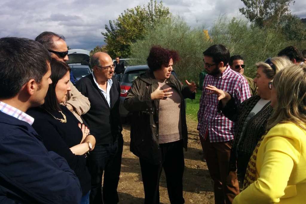 La Junta apoyará a los colectivos afectados por el camalote pese a ser competencia del Gobierno central