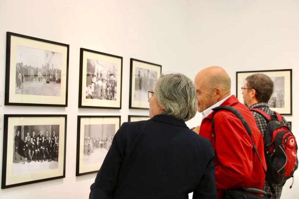 Leire Iglesias reivindica el papel de la fotografía como espejo permanente de la historia